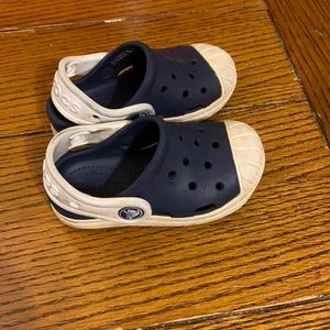 Crocs size 6c